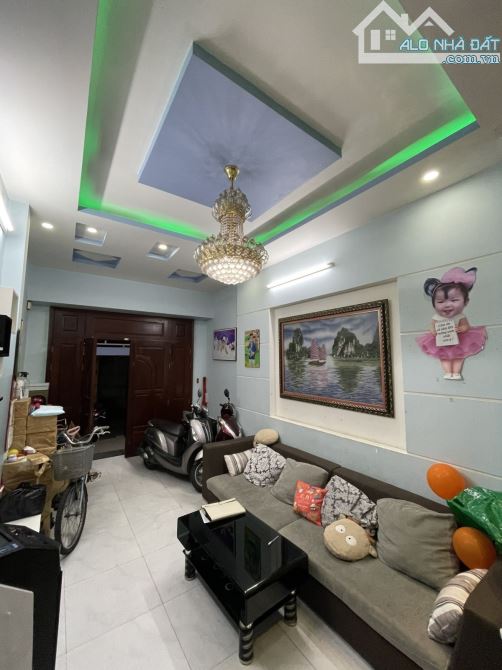 Bán nhà đẹp ở ngay Tô Hiến Thành, Quận 10, Hẻm Xe hơi, gần 60m2, 4 tầng BTCT chỉ 10 tỷ - 2