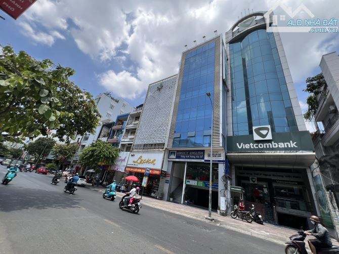 Ngộp bank bán gấp nhà 3 mặt tiền Hoàng Văn Thụ-Hồ Văn Huê 10x25m 6 tầng giá 49 tỷ