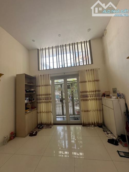 NHÀ HẺM XE HƠI QUAY ĐẦU, HUỲNH VĂN BÁNH GẦN 40M2, NGANG 4M, NỞ HẬU, 5 TẦNG, 4PN NHỈNH 9 TỶ - 1