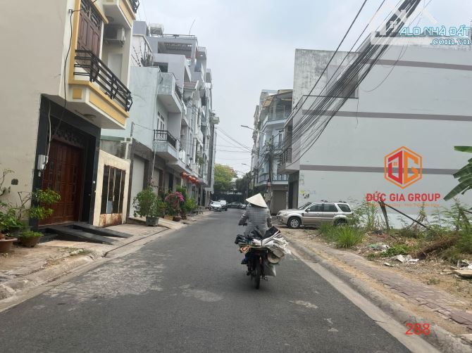 Bán lô đất 4x20=80m2 khu D2d giá 6,2 ty - 2