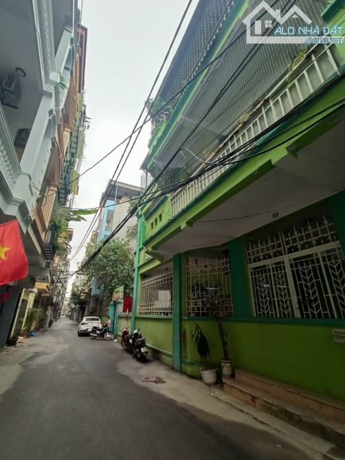 Bán nhà phố Bà Triệu Hà Đông 53 m2 nhà 4 tầng ô tô dừng đỗ ngày đêm, giá 8.5 tỷ - 2