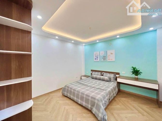 Bán nhà riêng Tân Lập 42m2. Lô góc, gác lửng tầng lệch. Mặt đường kinh doanh. Ôtô vào nhà - 4