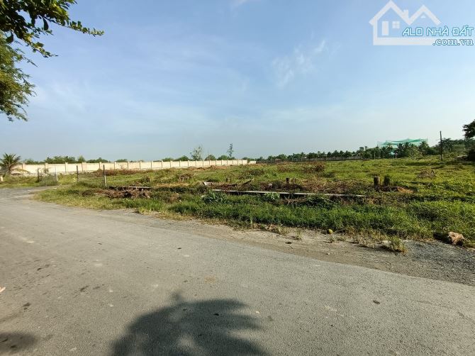 Chỉ 11 triệu/m2, Đất lớn 2 mặt tiền Cầu Đình, Long Phước, quận 9, 13,000M2, giá 145 tỷ - 6