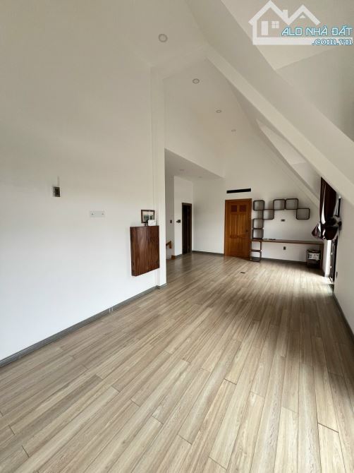 VILLA KIỂU CỔ SÂN VƯỜN RỘNG THỰC TẾ 730M2 CHỈ 16TY3 CÁCH ĐƯỜNG CHÍNH CHỈ 1 CĂN NHÀ P8 ĐÀ L - 7