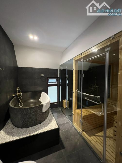 VILLA KIỂU CỔ SÂN VƯỜN RỘNG THỰC TẾ 730M2 CHỈ 16TY3 CÁCH ĐƯỜNG CHÍNH CHỈ 1 CĂN NHÀ P8 ĐÀ L - 9