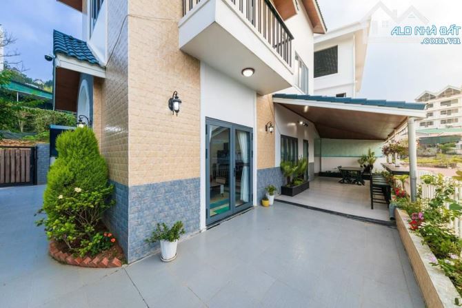 🌳 Bán Văn Villa 3 Tầng 6 PN Ô Tô Đậu Trong Nhà Rất Thích Hợp Để Nghỉ Dưỡng - 1
