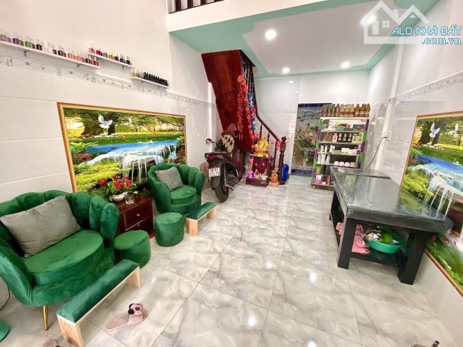 MẶT TIỀN GÒ VẤP, NGAY TRUNG TÂM VĂN HÓA, KINH DOANH, CHỉ  4.55 TỶ. - 2