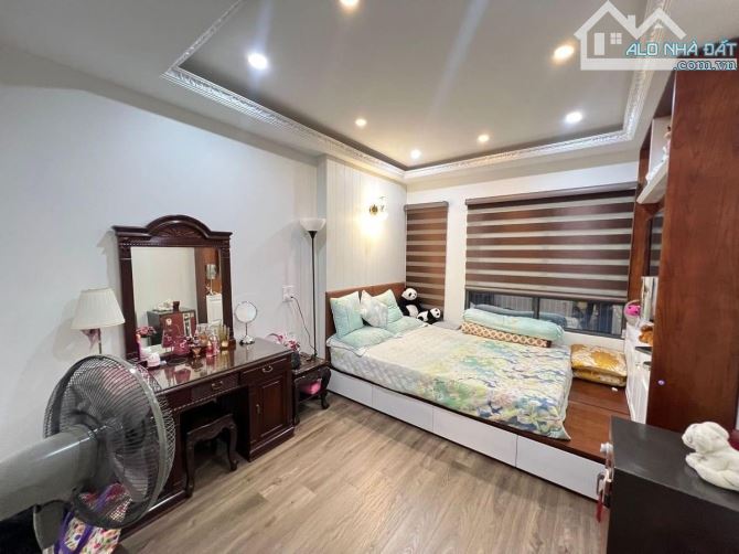 Nhà Đẹp 6 Tầng Hoàng Sâm – Hoàng Quốc Việt, 50m2, Oto, Kinh Doanh Vip, An Ninh Đảm Bảo - 3