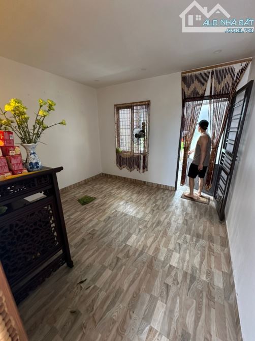 Bán nhà 4 tầng mặt ngõ Trần Nguyên Hãn ô tô nhỏ vào cửa - 7