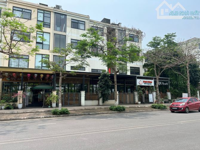 Cho thuê Shophouse khu H6 Starlake Tây Hồ Tây giá 50 triệu