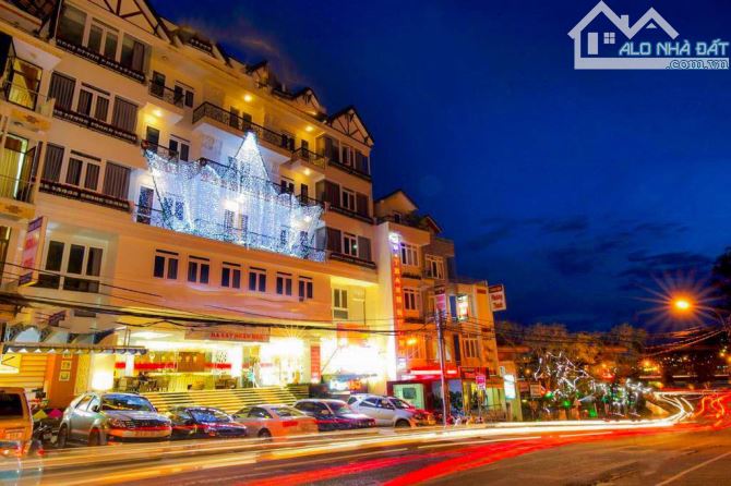 MTKD Sầm uất YERSIN, HOTEL 15 Phòng cách Hồ 450m DT (10x20) Sổ riêng full xây dựng 29.8 tỷ