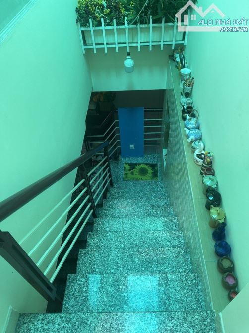 DT KHỦNG 130M2  NGANG 4M  NỞ HẬU  NGAY CẦU CHÀ VÀ  P12 QUẬN 8 - 7.x TỶ - 2