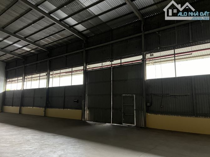 Kho xưởng 2.034m² có hệ thống PCCC và điện 3 pha, có đường thuỷ trung chuyển hàng hoá - 3