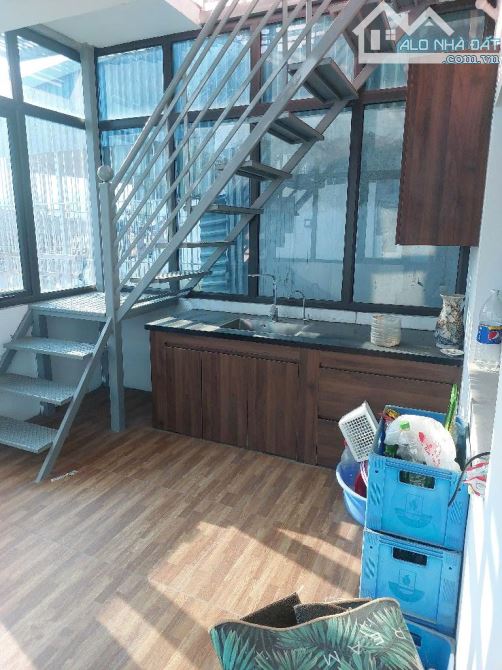 Bán nhà ngõ 42 Thịnh Liệt, 45m2 x 6T, ô tô vào, nội thất cao cấp, gần phố. Giá 6,45 tỷ - 4