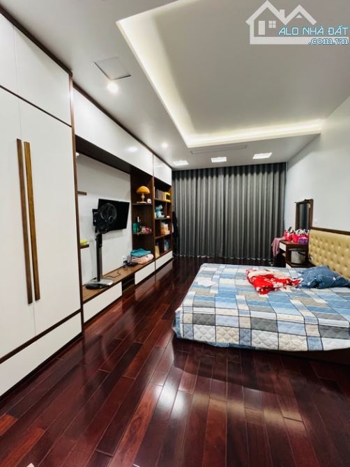 Vũ Tông Phan, Thanh Xuân, Phân lô, Ô tô tránh, Thang máy, 66m², 6 tầng, chỉ 18 tỷ. - 1