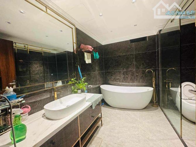 Bán nhà mặt phố, vỉa hè Chùa Láng, Cầu Giấy 62m 6 tầng MT 5m 23 tỷ - 3