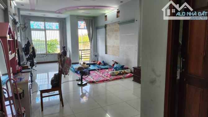 Bán nhà 4 tầng MT Đống Đa, Quy Nhơn - 3