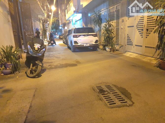 Bán GẤP nhà mặt ngõ Giải Phóng 70m 4 Tầng – Ô tô tránh - Kinh doanh – Giá 15,5 Tỷ - 4