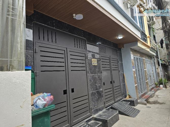 BÁN NHÀ LĨNH NAM 100m²,13 tỷ, SIÊU PHẨM DÒNG TIỀN - 6 TẦNG THANG MÁY - 16 PHÒNG KHÉP KÍN C - 6