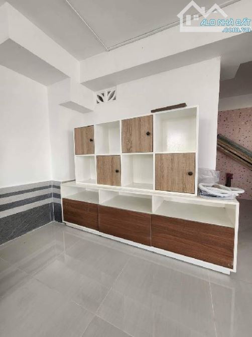 CHUẨN CHDV SÁT MT THỐNG NHẤT- HẺM Ô TÔ- 160M2- 19 PHÒNG- THU 90TR- 23 TỶ XÍU - 6