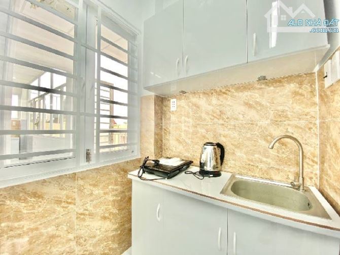 CHUẨN CHDV SÁT MT THỐNG NHẤT- HẺM Ô TÔ- 160M2- 19 PHÒNG- THU 90TR- 23 TỶ XÍU - 7