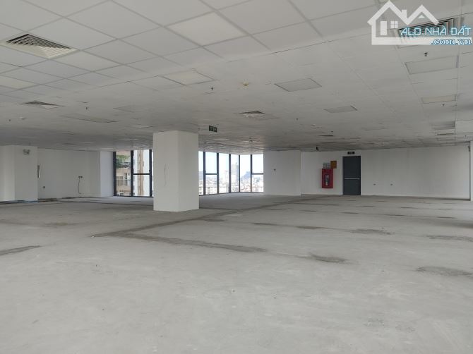 Cho thuê văn phòng tòa nhà Richy giá rẻ DT 146m2 - 400m2