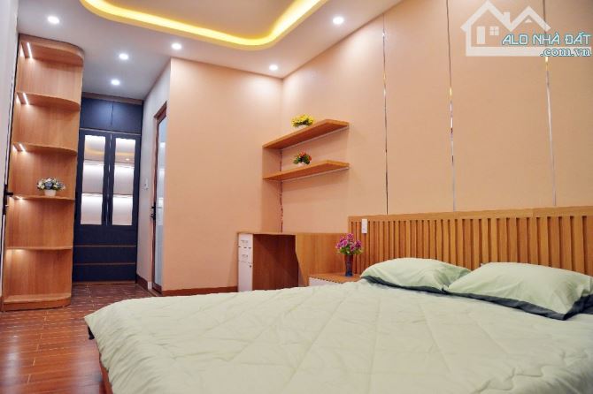 NHÀ MẶT TIỀN ĐƯỜNG TRẦN QUANG DIỆU - DT 96M2 - NGAY KHU PHỐ HÀN - EUROVILLA