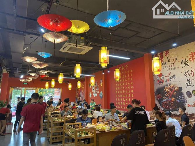 Tài sản cần bán nhà tại Bình Tân - 2 mặt tiền số  đường Vành Đai Trong - Bình Trị Đông.
