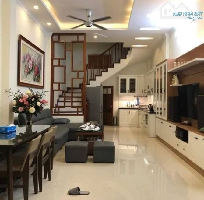 Bán Nhà Ngô Thì Nhậm, Hà Đông, Phân Lô Kinh Doanh, 48mx4T Giá 9 Tỷ