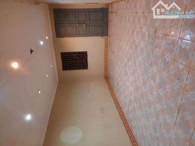 Cho thuê nhà nguyên căn mặt Ngõ Thống Nhất (Phố Đại La) 60m2* 3 tầng, MT 4.5m, 12 triệu/th