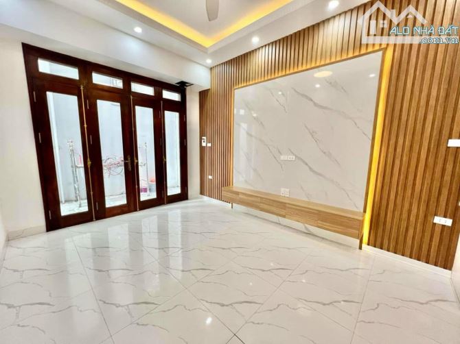 Bán nhà Vân Canh 32m - 5 Tầng - 3P Ngủ - gần phố Trịnh Văn Bô giá 4.5 tỷ - 1