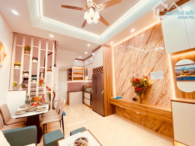 Nhà gần mặt phố, 50m ô tô đỗ kinh doanh Di Trạch, phố Nhổn 5 Tầng giá 4.3 tỷ - 1