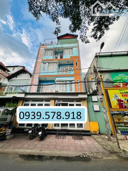 Hot... Toà nhà Mặt tiền chợ Phước Bình quá rẻ, 8x22.5, 4 tầng, 19 tỷ 5 - 1