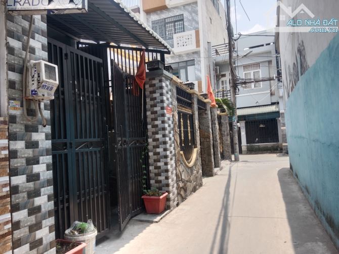 BÁN GẤP NHÀ ĐỐI DIỆN TRƯờNG CAO ĐẲNG GTVT, NGUYỄN ẢNH THỦ,TRUNG CHÁNH HÓC MÔN. - 1