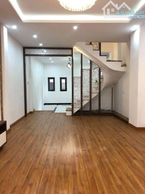 Bán nhà Tiền Yên 42M 4 Tầng, đường rộng ô tô đỗ cửa, vào trung tâm Hà Nội 15 phút - 2