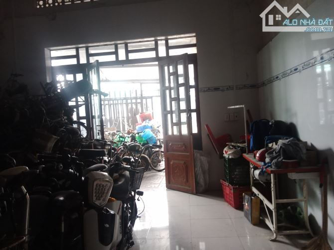 BÁN GẤP NHÀ ĐỐI DIỆN TRƯờNG CAO ĐẲNG GTVT, NGUYỄN ẢNH THỦ,TRUNG CHÁNH HÓC MÔN. - 2