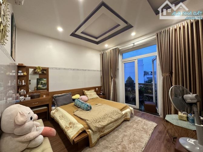 Bán nhà MT KD Nguyễn Phúc Chu, P15, Tân Bình, 101m2, 6 tầng, thang máy. - 3