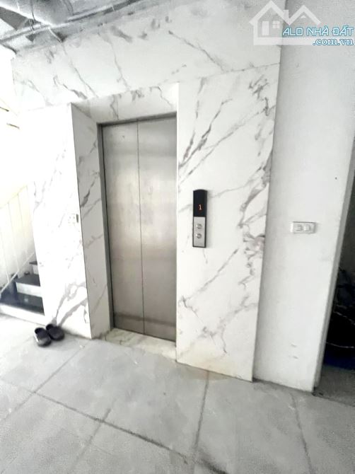 Nhà nguyên căn cho thuê thang máy, vỉa hè ô tô tránh Giang Biên 111m2-7 tầng có hầm 🎊🎊 - 4