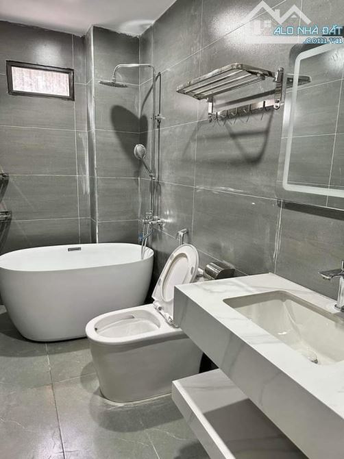 Bán nhà An Khánh 40M 4 Tầng,4P Ngủ, Gác lửng, gần VinSmart City, Mỹ Đình 3km - 5