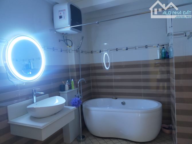 Bán villa 2 mặt tiền Đồng Tâm P4 Đà Lạt, 3 tầng lầu, view trên cao - 5