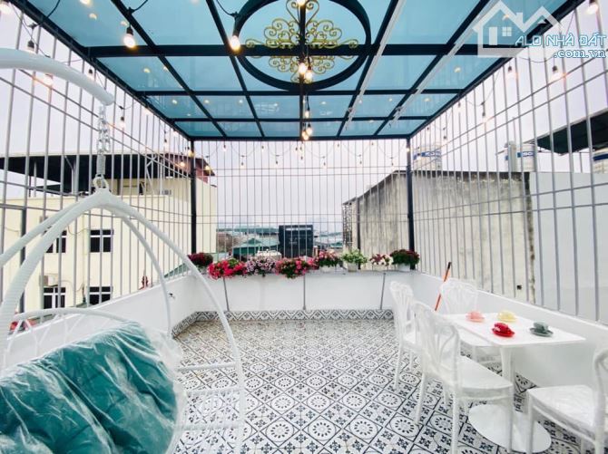 Nhà gần mặt phố, 50m ô tô đỗ kinh doanh Di Trạch, phố Nhổn 5 Tầng giá 4.3 tỷ - 6