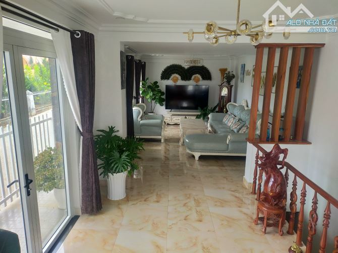 Bán villa 2 mặt tiền Đồng Tâm P4 Đà Lạt, 3 tầng lầu, view trên cao - 7