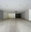 Cho thuê mặt bằng tầng 1, dt 100m2. Nhà mặt phố Nguyễn Khang, Cầu Giấy