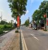 Bán đất đấu giá Long Biên, mặt vườn hoa, vỉa hè, ô tô tránh, 195 triệu/ m2