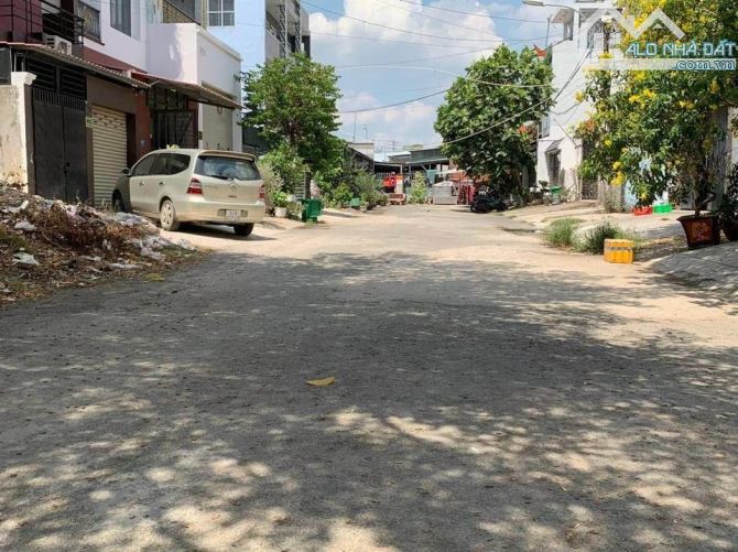 KẸT TIỀN BÁN GẤP LÔ ĐẤT 92 M2 GIÁ CHỈ 1 tỷ 530tr GẦN CHỢ NGÃ BA BẦU GỌI XEM ĐẤT - 1