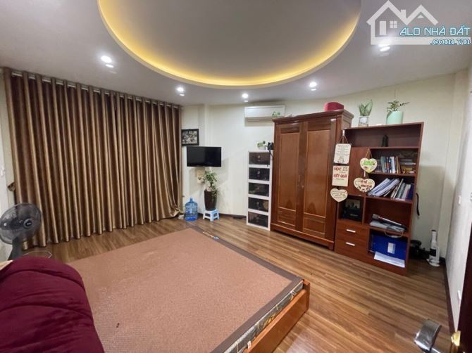 Bán nhà Minh Khai, Dương Văn Bé cạnh times city ô tô đỗ cửa 5 tầng 3 ngủ dt 35m2 nhỉnh 5tỷ - 2