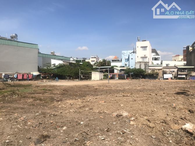 Cho Thuê đất 2200m2 cách Đỗ Xuân Hợp hơn 200m giá chỉ 65tr - 2