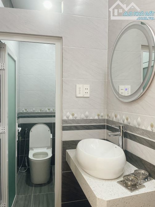 HẺM XE TẢI TRÁNH NGAY LIÊN KHU 5-6, BÌNH TÂN,64M2,4 TẦNG,MUỐN BÁN NHANH,CHỈ 5.65 TỶ. - 3