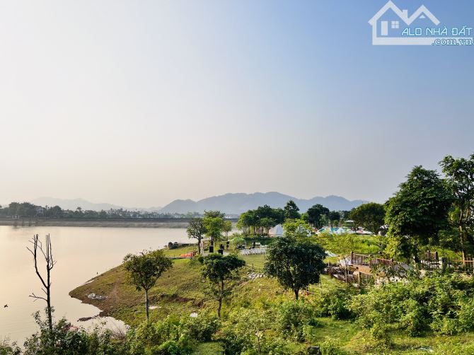 CẦN BÁN GẤP 13.000M2 ( 1,3ha )NẰM TRỌN TRONG KHUÂN VIÊN NGHỈ DƯỠNG KHU NAM VIÊN l
