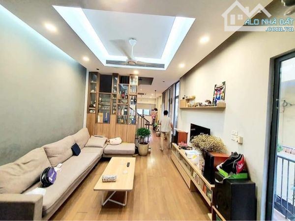 NHÀ MẶT PHỐ  TRƯỜNG CHINH THANH XUÂN: 58 M2, 5 TẦNG, 22 TỶ